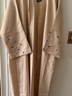 Beige Women's Long Sleeve Embroidered Heart Abaya Dress